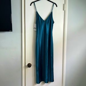 NWT aqua Zara midi slip dress size medium